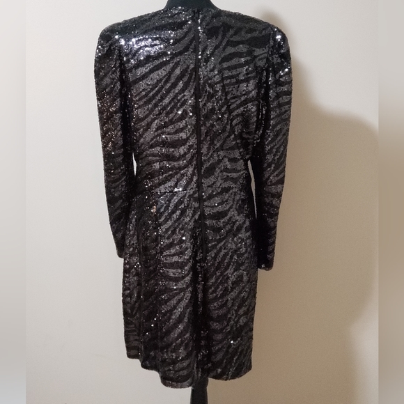 Parker Black V-Neck Dress Women's Size 16 NWT - Picture 8 of 16